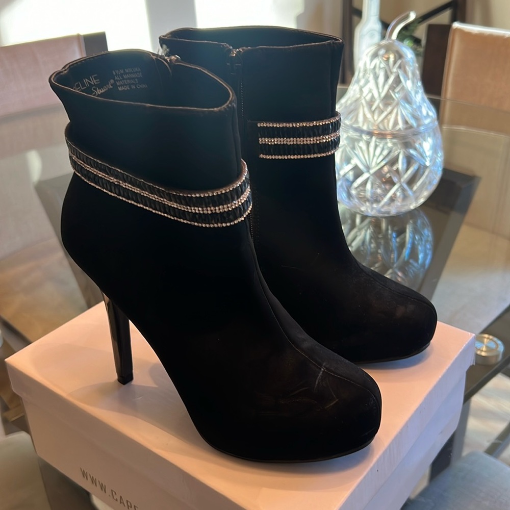 Black  with diamond